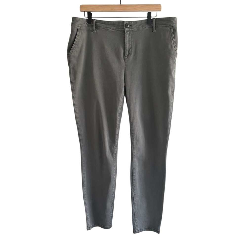 Eddie Bauer Slightly Curvy Gray Skinny Pants Casual Business Casual Size 14